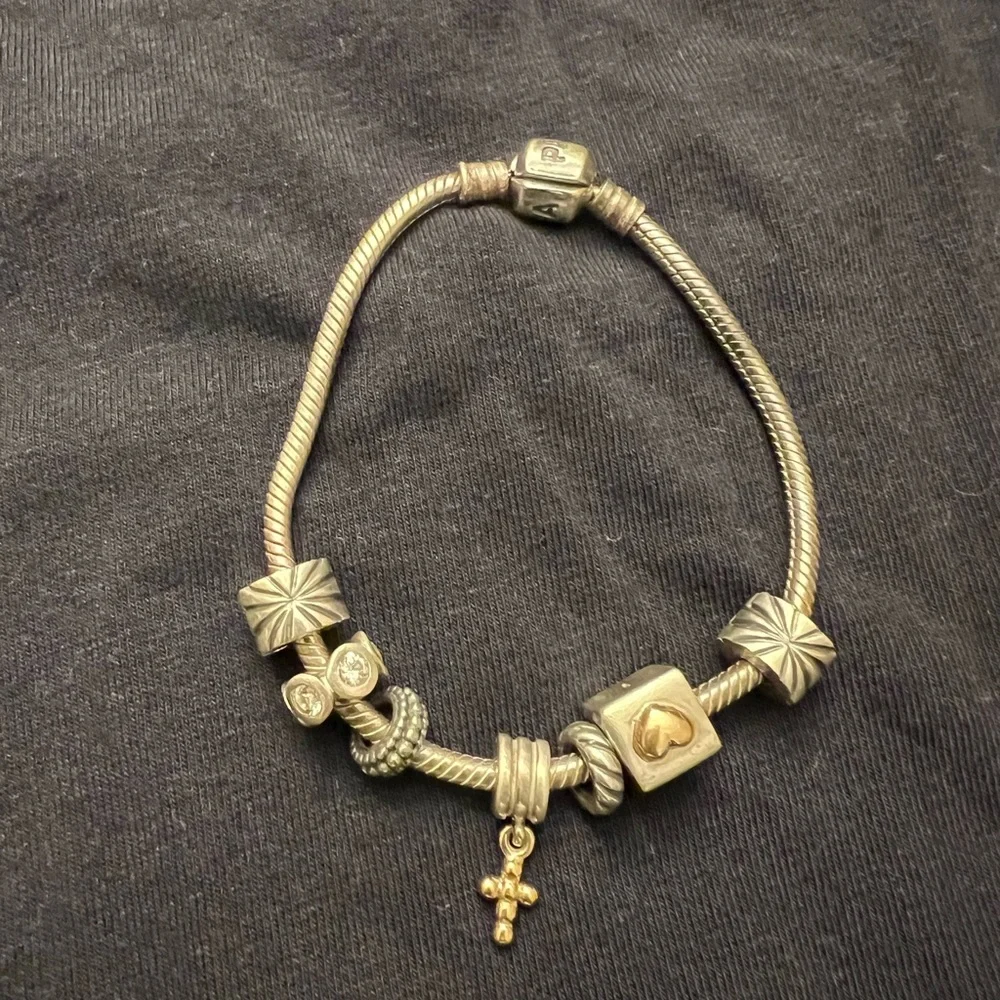 Pandora Bracelet w Charms - Picture 1 of 1